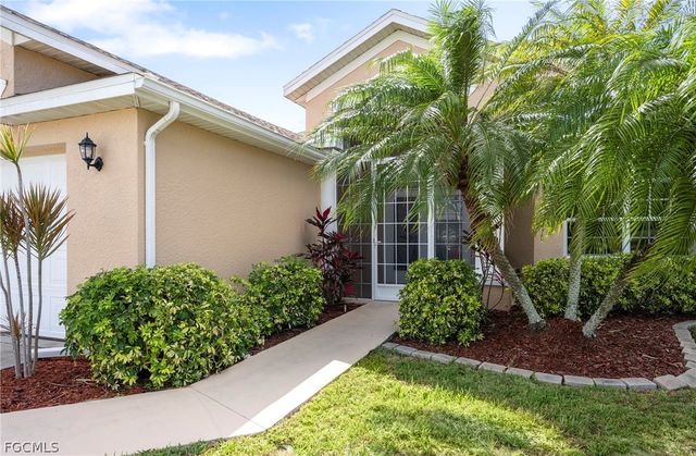 1704 NW 31st AVE, Cape Coral, FL 33993