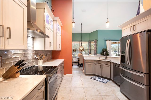 1704 NW 31st AVE, Cape Coral, FL 33993