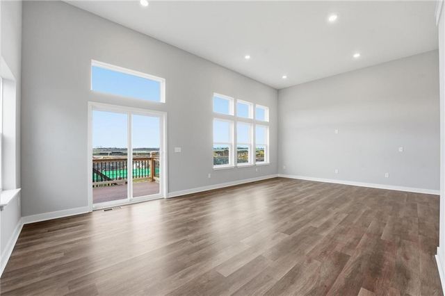 19712 W 195th Place, Spring Hill, KS 66083