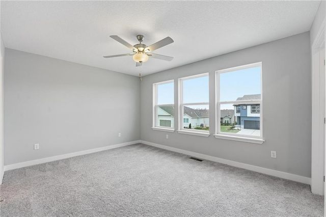 19712 W 195th Place, Spring Hill, KS 66083