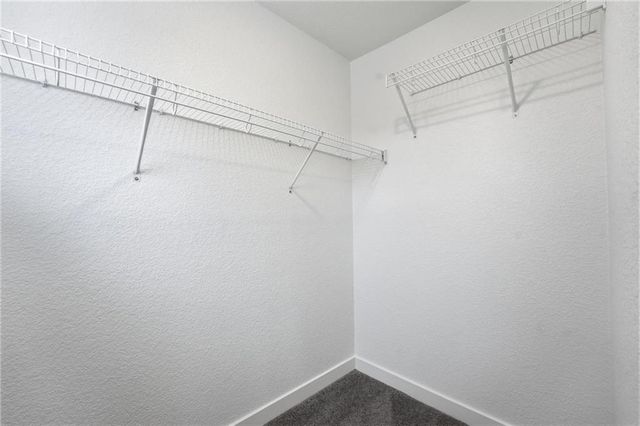 19712 W 195th Place, Spring Hill, KS 66083