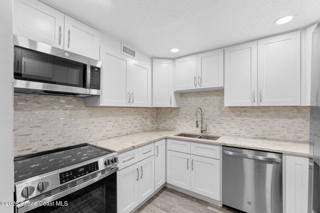 2700 N Highway A1a 11-109, Indialantic, FL 32903