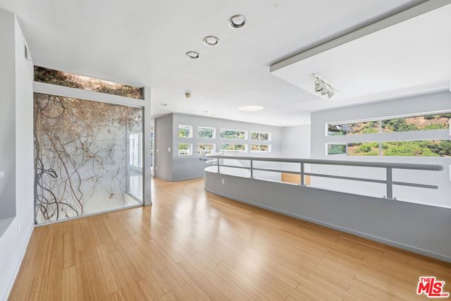 3811 Glenridge Drive, Sherman Oaks, CA 91423