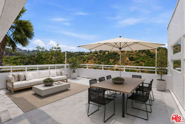 3811 Glenridge Drive, Sherman Oaks, CA 91423
