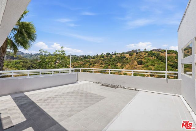 3811 Glenridge Drive, Sherman Oaks, CA 91423