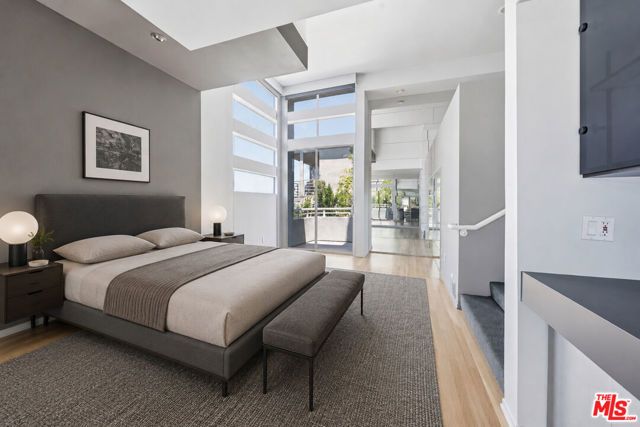3811 Glenridge Drive, Sherman Oaks, CA 91423