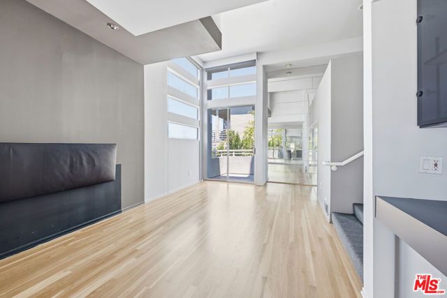 3811 Glenridge Drive, Sherman Oaks, CA 91423