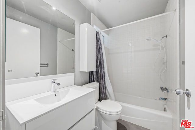 3811 Glenridge Drive, Sherman Oaks, CA 91423