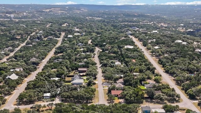 1567 CANYON BND, Canyon Lake, TX 78133