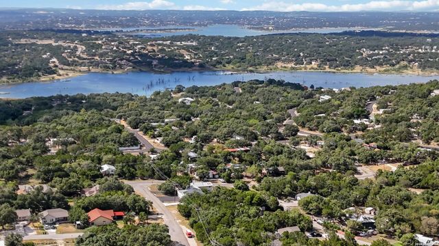 1567 CANYON BND, Canyon Lake, TX 78133