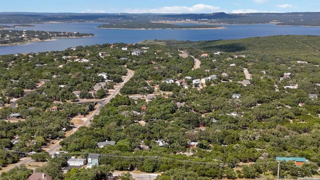1567 CANYON BND, Canyon Lake, TX 78133