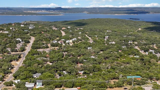 1567 CANYON BND, Canyon Lake, TX 78133
