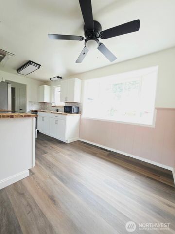 9025 Carol Avenue S, Lakewood, WA 98499