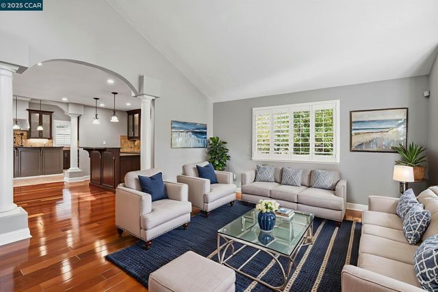 3025 Sunflower Dr, Antioch, CA 94531