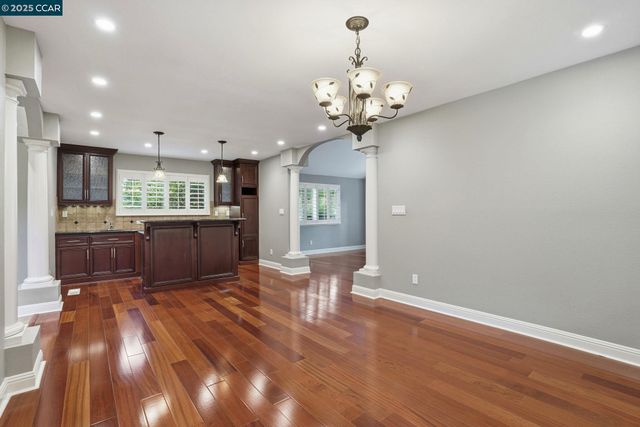 3025 Sunflower Dr, Antioch, CA 94531