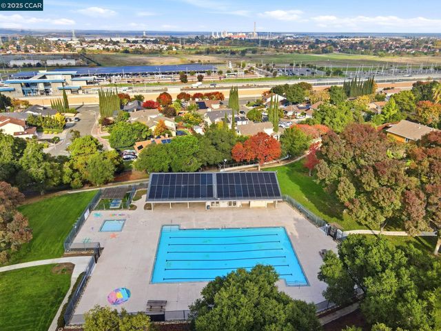 3025 Sunflower Dr, Antioch, CA 94531