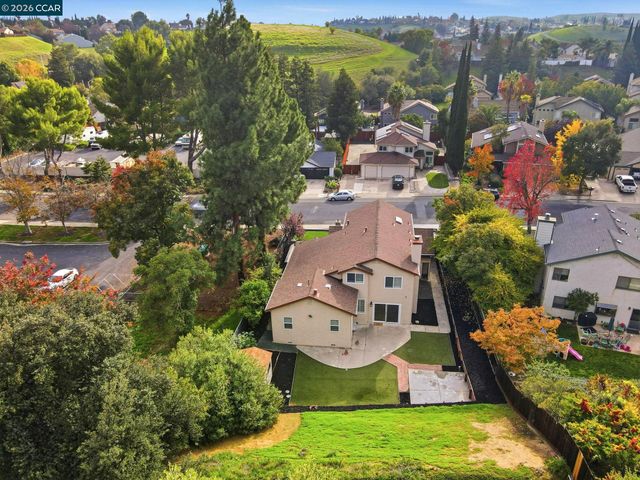 3025 Sunflower Dr, Antioch, CA 94531