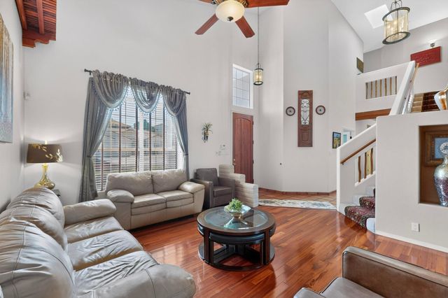 8415 Helen Hardin Street NE, Albuquerque, NM 87122