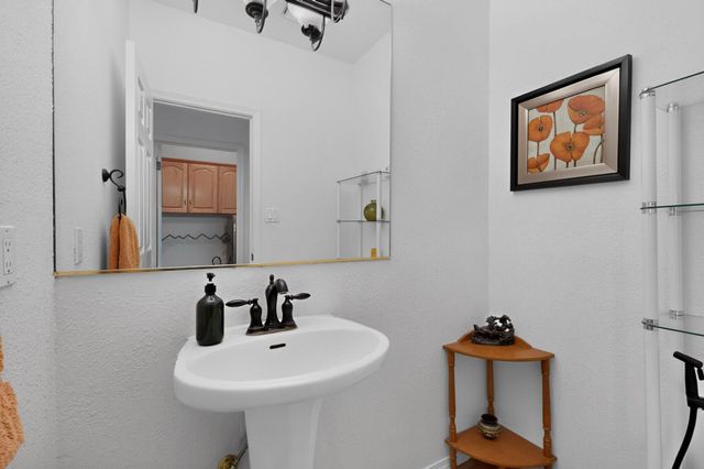 8415 Helen Hardin Street NE, Albuquerque, NM 87122