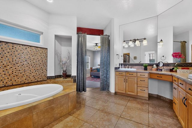8415 Helen Hardin Street NE, Albuquerque, NM 87122