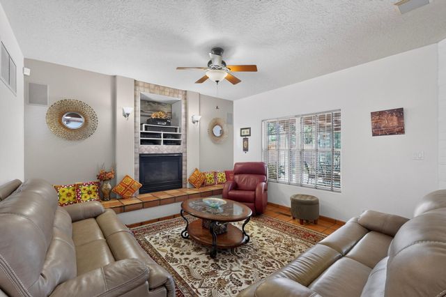 8415 Helen Hardin Street NE, Albuquerque, NM 87122