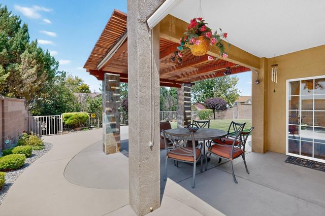 8415 Helen Hardin Street NE, Albuquerque, NM 87122
