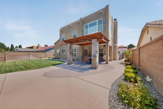 8415 Helen Hardin Street NE, Albuquerque, NM 87122