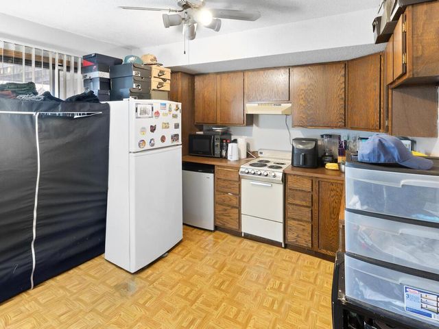 11553 Carriage Court, Eden Prairie, MN 55344