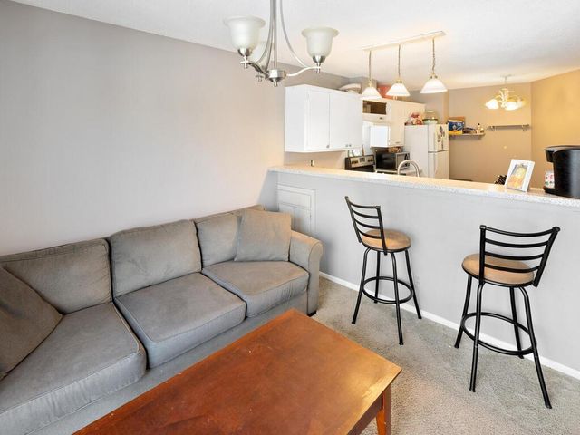 11553 Carriage Court, Eden Prairie, MN 55344