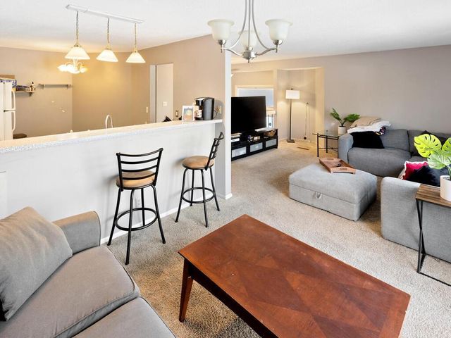 11553 Carriage Court, Eden Prairie, MN 55344