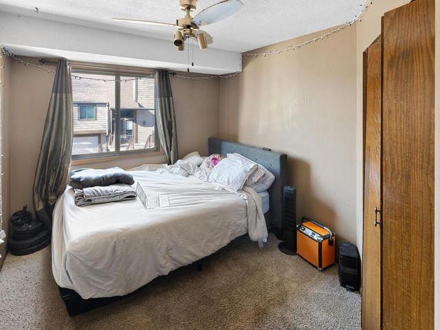 11553 Carriage Court, Eden Prairie, MN 55344