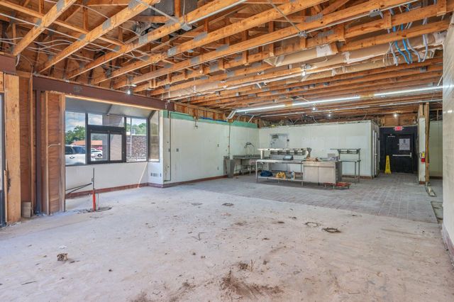 1281 Eglin Parkway, Shalimar, FL 32579