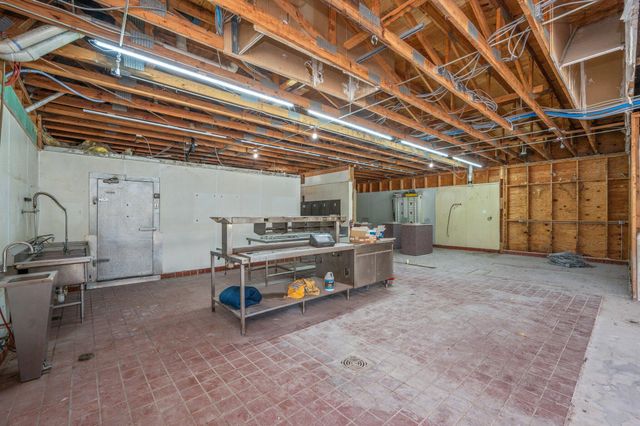 1281 Eglin Parkway, Shalimar, FL 32579