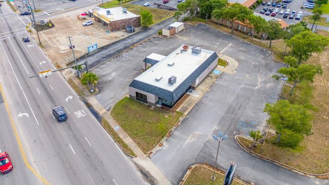 1281 Eglin Parkway, Shalimar, FL 32579