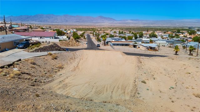3868 Rising Sun Road, Bullhead City, AZ 86442