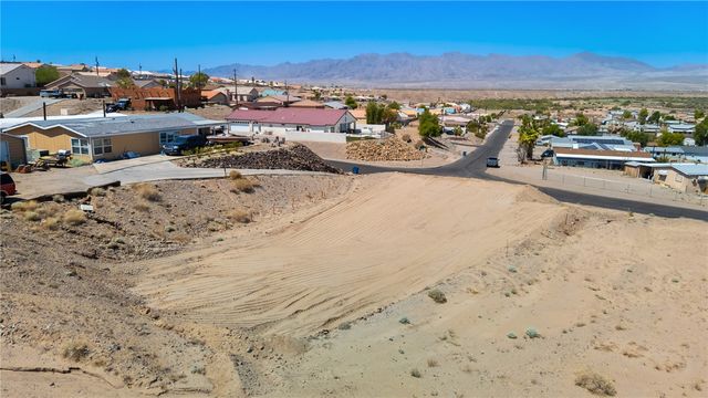 3868 Rising Sun Road, Bullhead City, AZ 86442