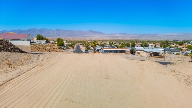 3868 Rising Sun Road, Bullhead City, AZ 86442