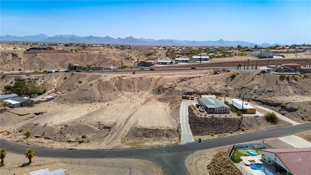 3868 Rising Sun Road, Bullhead City, AZ 86442