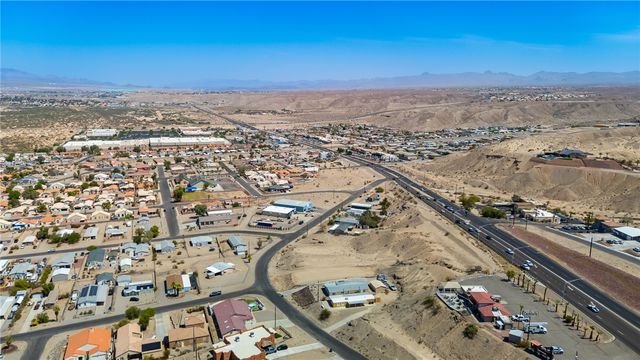 3868 Rising Sun Road, Bullhead City, AZ 86442