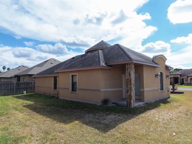 1332 Royal Palm Street, Alamo, TX 78516