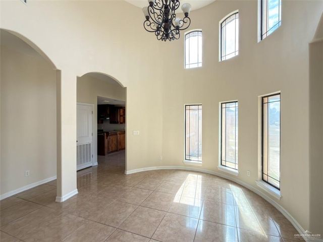 1332 Royal Palm Street, Alamo, TX 78516