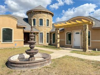 1332 Royal Palm Street, Alamo, TX 78516
