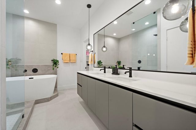 4211 Crawford Street, Houston, TX 77004