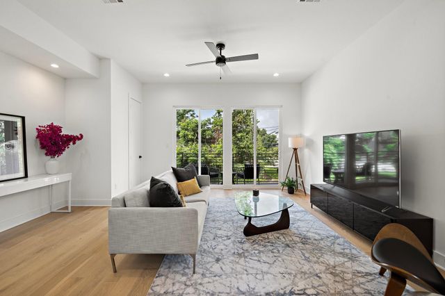 4211 Crawford Street, Houston, TX 77004