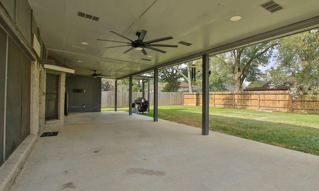 13314 Blackbird Drive, Cypress, TX 77429