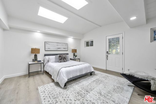 344 S Camden Drive, Beverly Hills, CA 90212