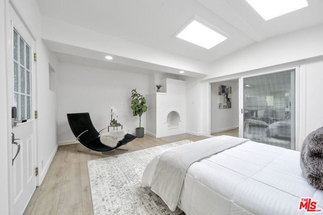 344 S Camden Drive, Beverly Hills, CA 90212