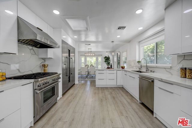 344 S Camden Drive, Beverly Hills, CA 90212