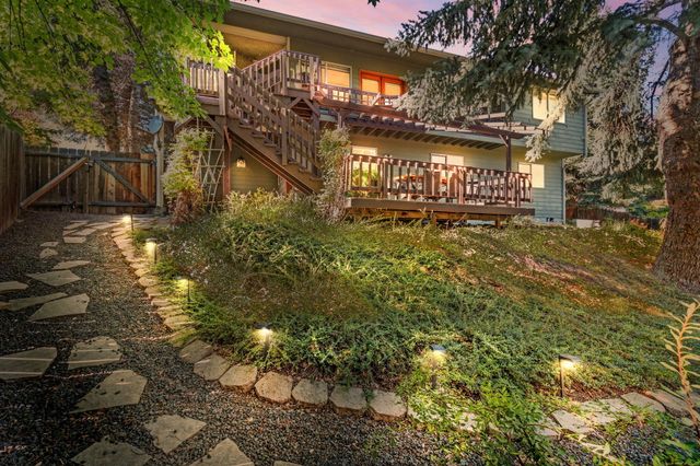 99 Ridgecrest Drive, Klamath Falls, OR 97601