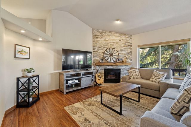 99 Ridgecrest Drive, Klamath Falls, OR 97601